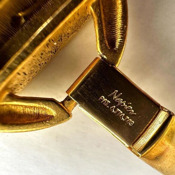 Napier cream and gold tone vintage multi strand bracelet - Picture 4 of 8